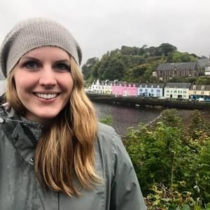 Meet your Posher, Kira